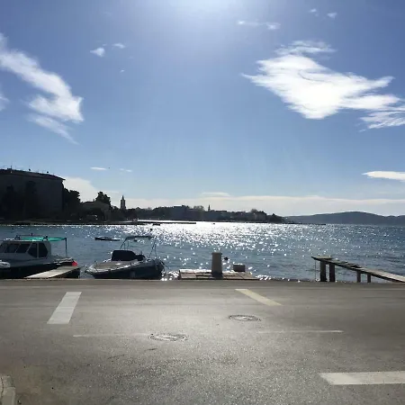 アパート Croatian