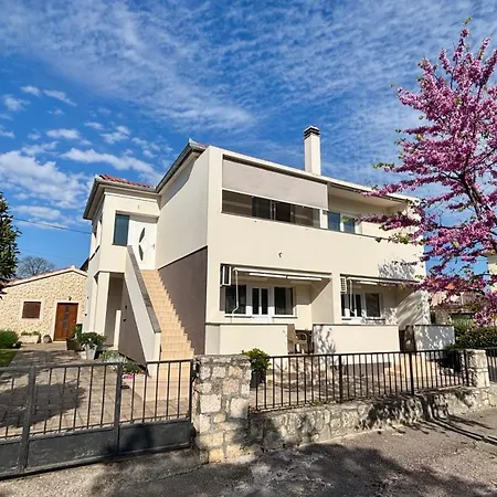 Croatian Apartment *